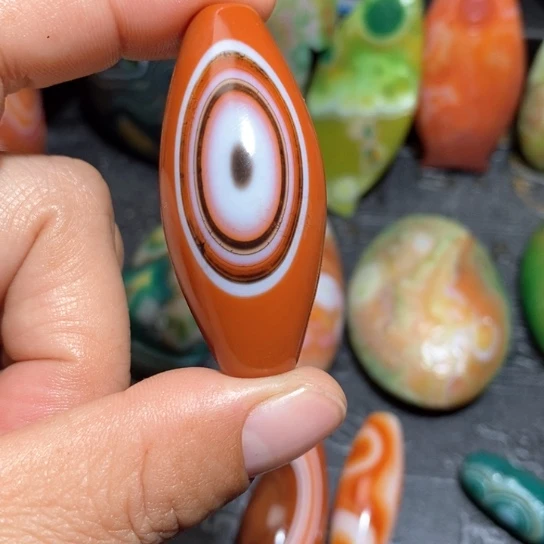 石英质玉珠宝半成品未镶嵌飓****智