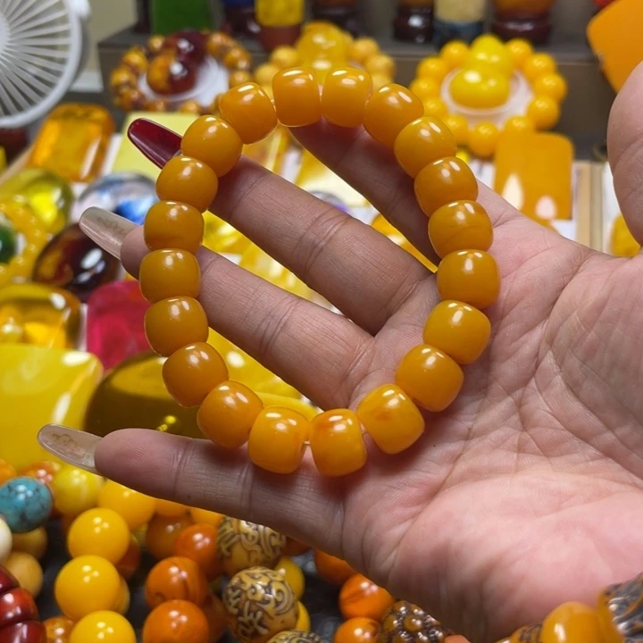 琥珀颈饰未镶嵌手串等多种款式