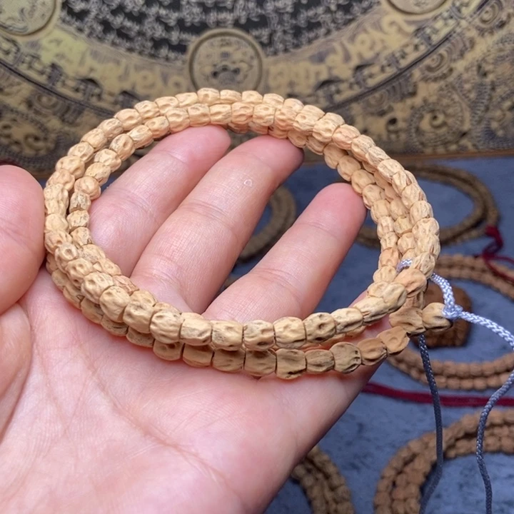 【闪购商品】柏香籽/百香籽吊坠