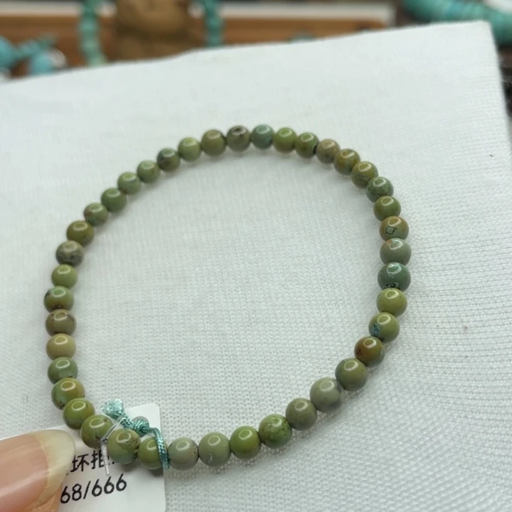 绿松石未镶嵌珠宝