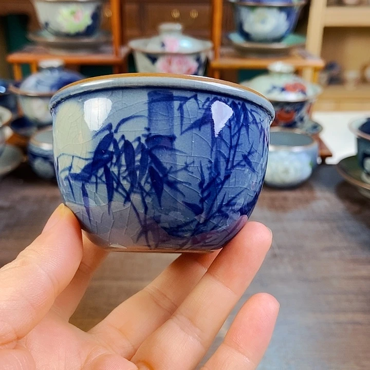 瓷片手工制作工艺精湛等