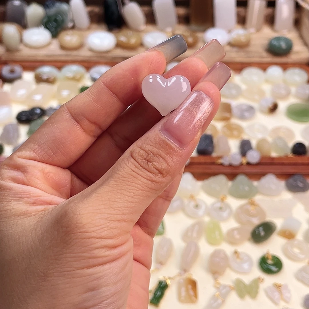 是***呀和田玉未镶嵌吊坠(不含链)