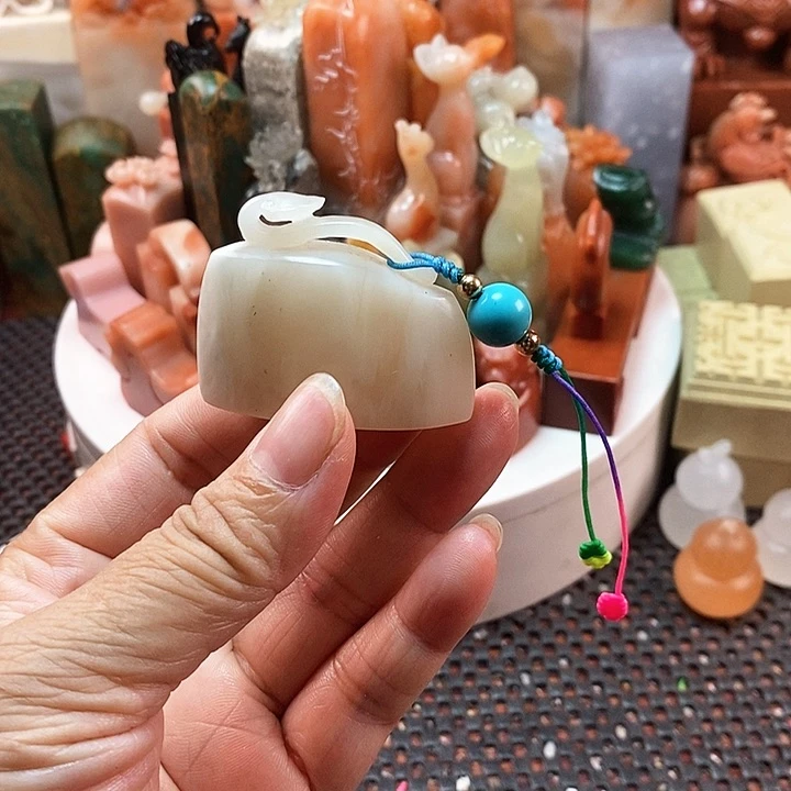 老挝石老挝石如意钮章