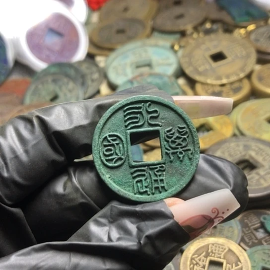 狼***铜现代仿制工艺品