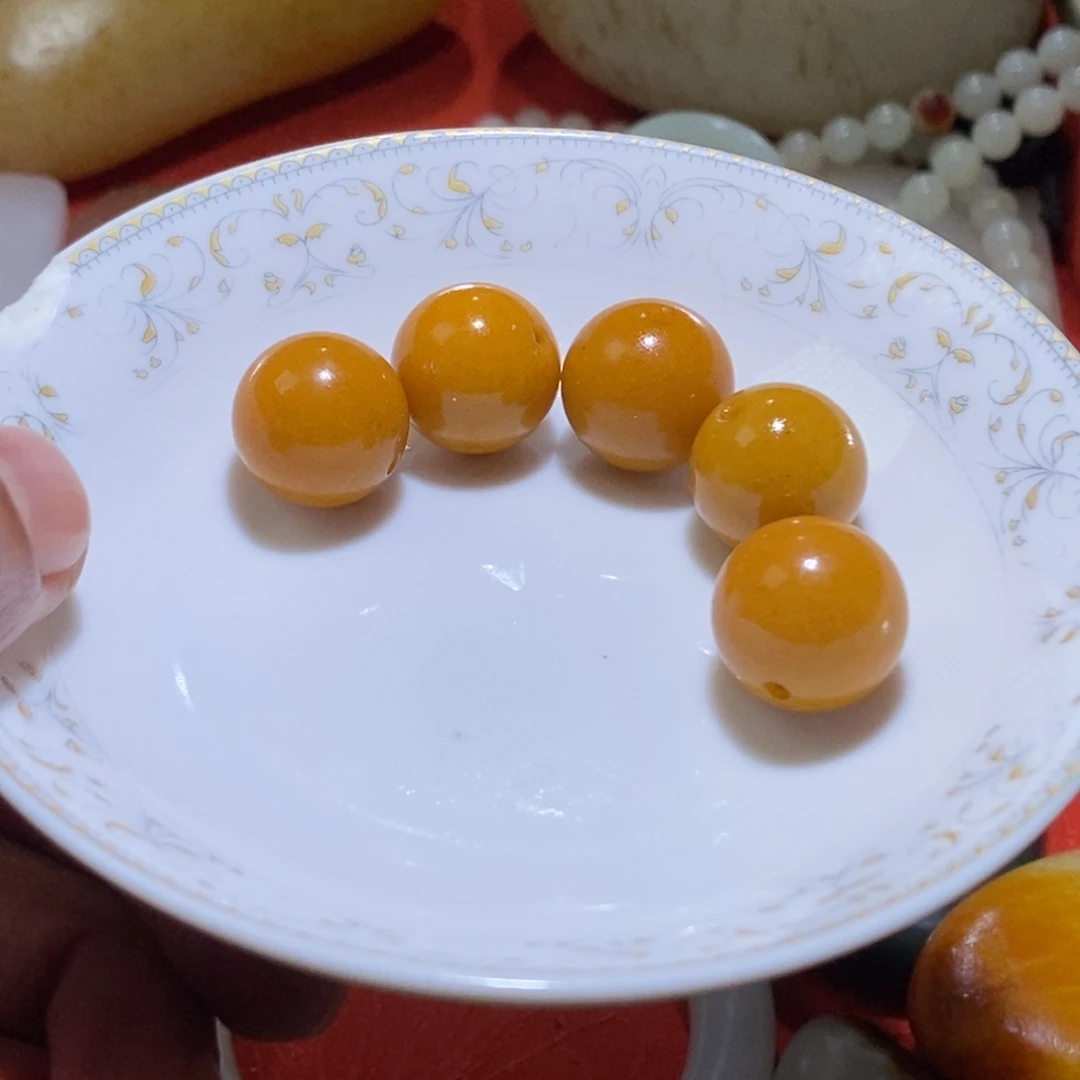 和田玉未镶嵌吊坠(不含链)卡16单珠