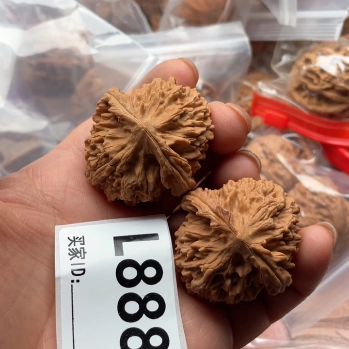 文玩核桃把件状元