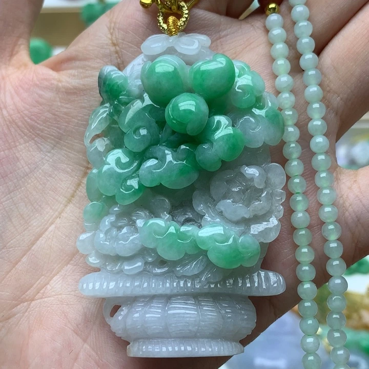 颈饰未镶嵌翡翠翡翠