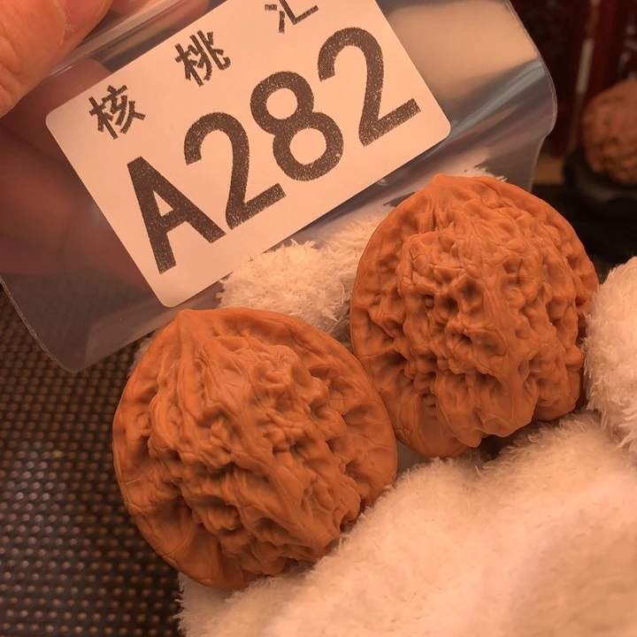 文玩核桃吊坠金公子43