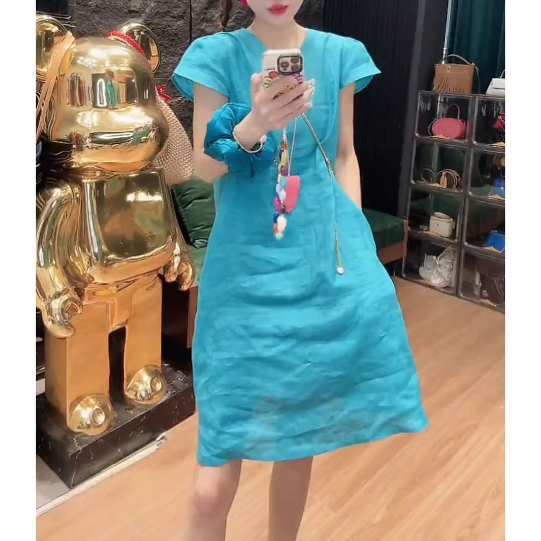 小个子减龄气质显瘦裙2025夏季新款时尚设计感大露背蝴蝶结连衣裙