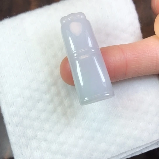 翡翠未镶嵌颈饰缅甸A货，每天下午1点半开播
