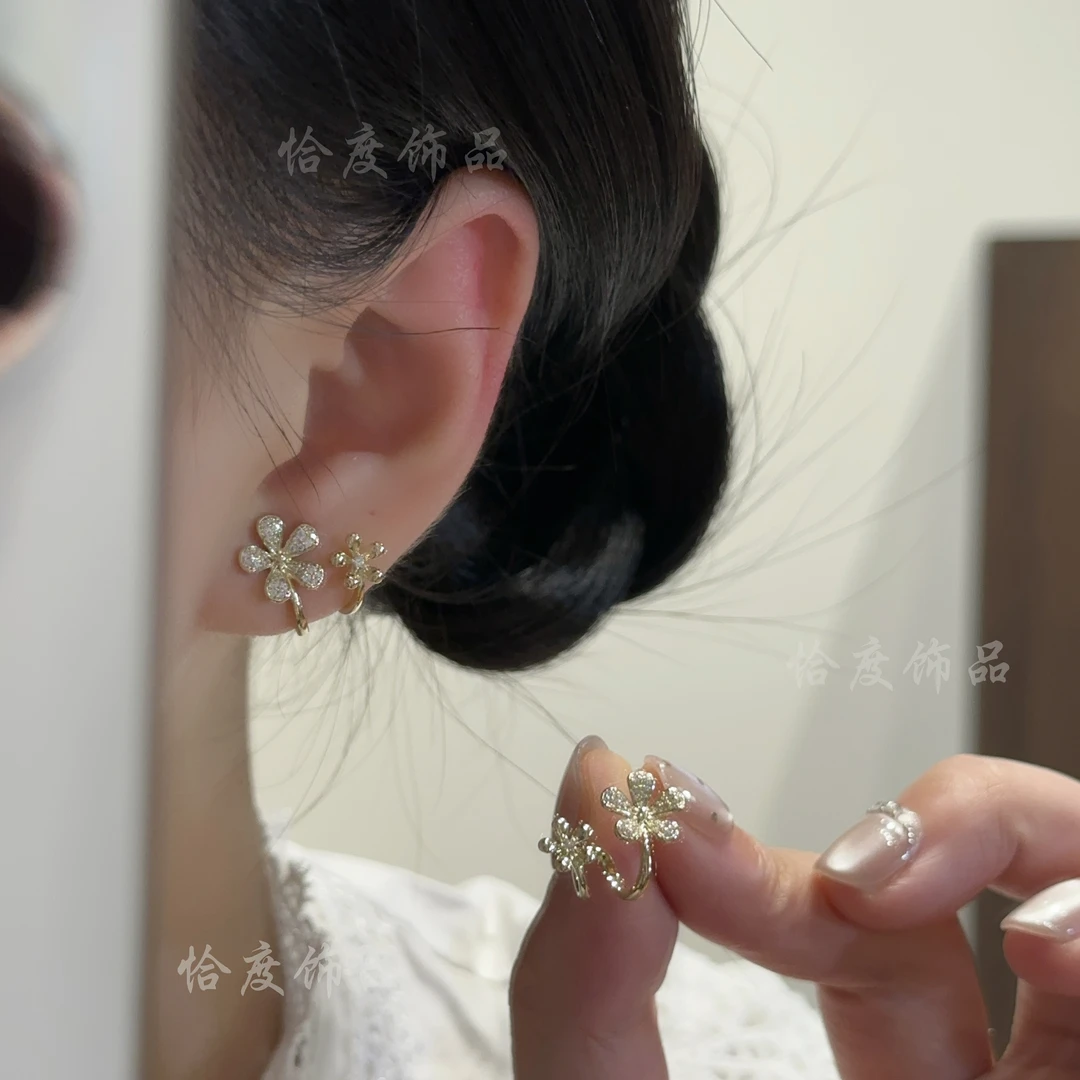 【恰度】金色微镶锆石双排花花耳钉