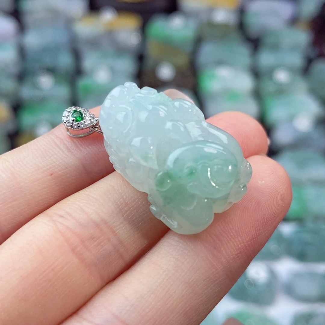 翡翠未镶嵌颈饰天然