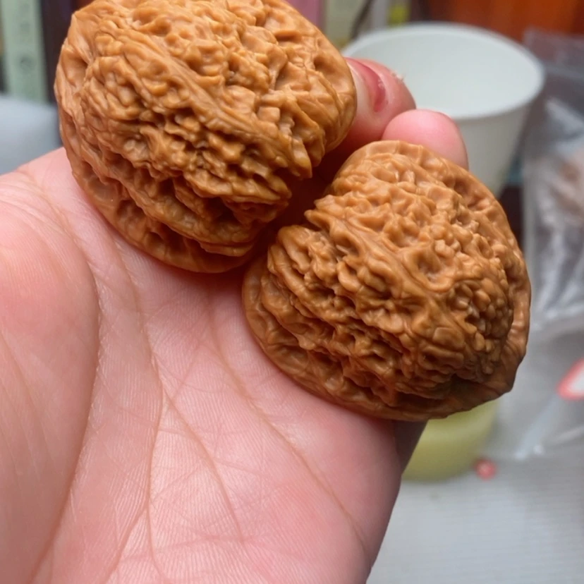 【闪购商品】桃核吊坠38尺南酱石