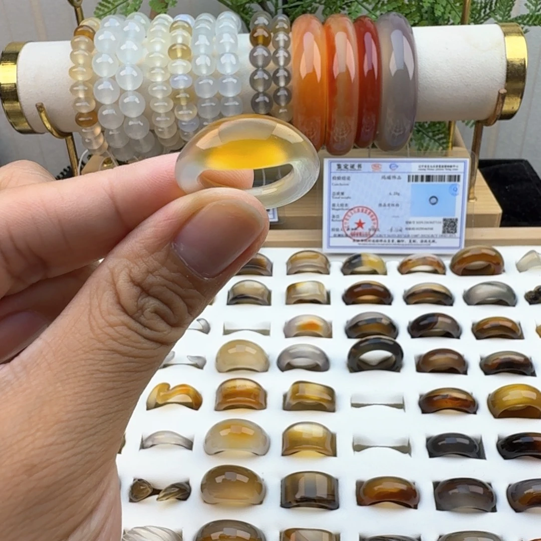 玛瑙/玉髓未镶嵌戒圈13圈福利内圈细微磕痕介意勿拍