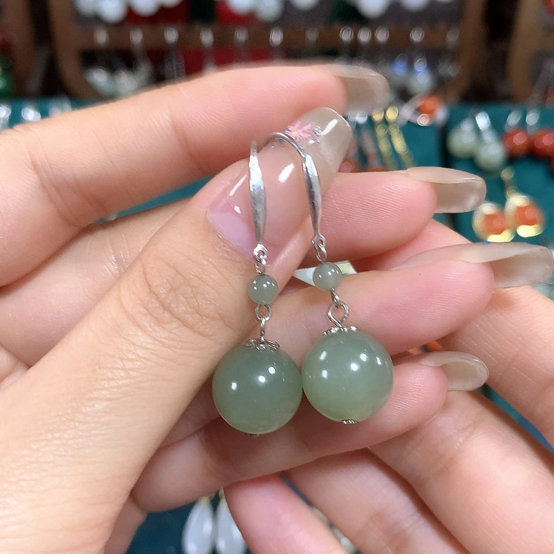 和田玉耳饰银S925镶嵌天然和田玉晴水12mm左右