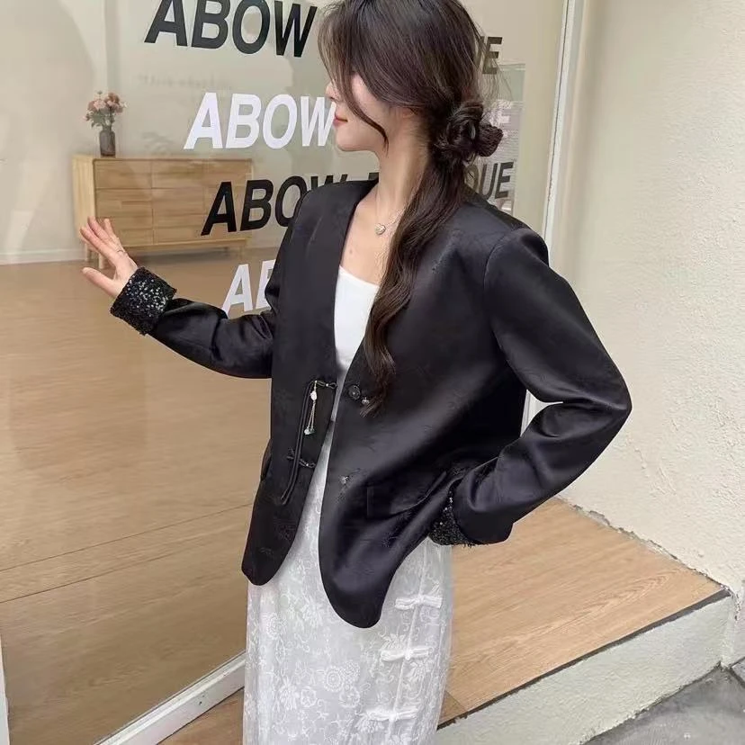 【BK】418/25106/139-9  新款V领素雅经典宽松新中式西装外套女