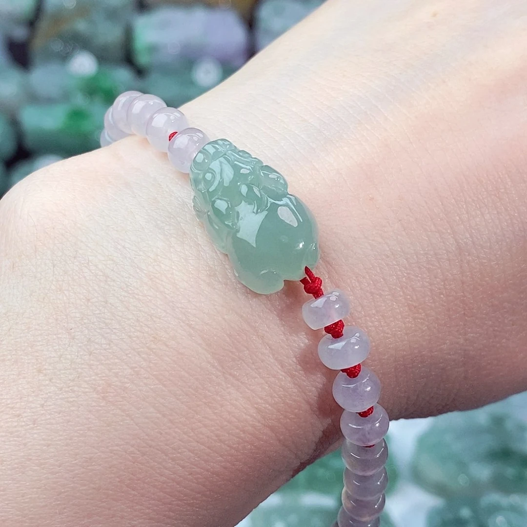 颈饰未镶嵌翡翠天然