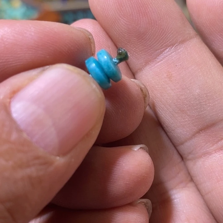 绿松石配饰未镶嵌