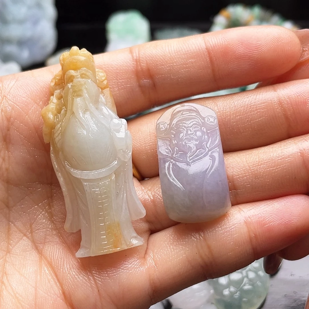 定制翡翠未镶嵌屋**猫天然