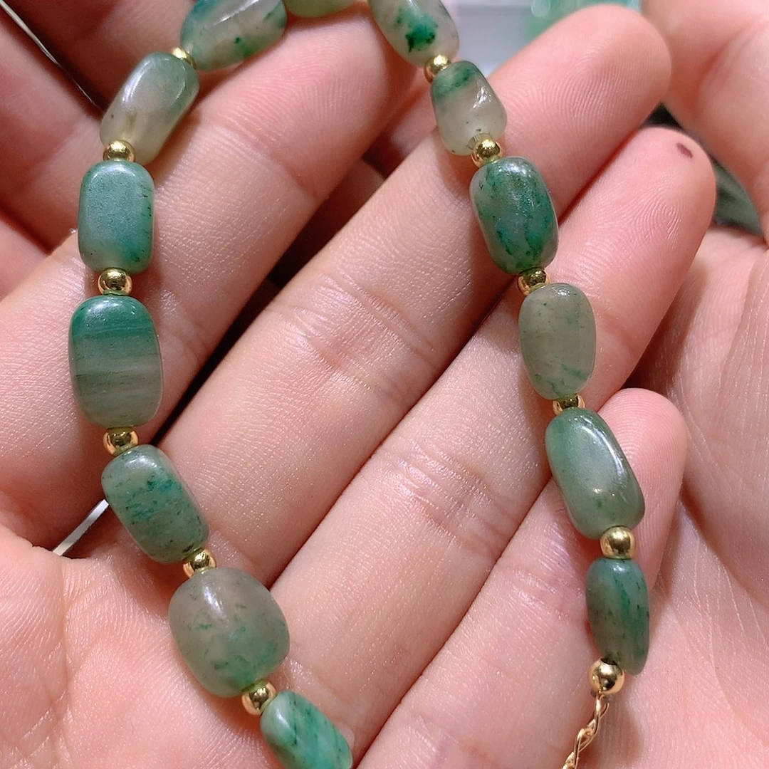 独山玉未镶嵌挂件