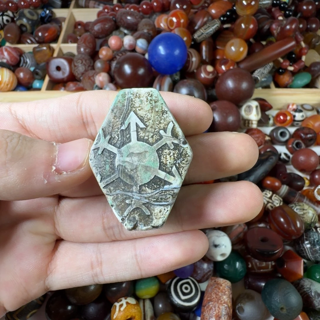 玛瑙/玉髓未镶嵌纯天然玛瑙珠子