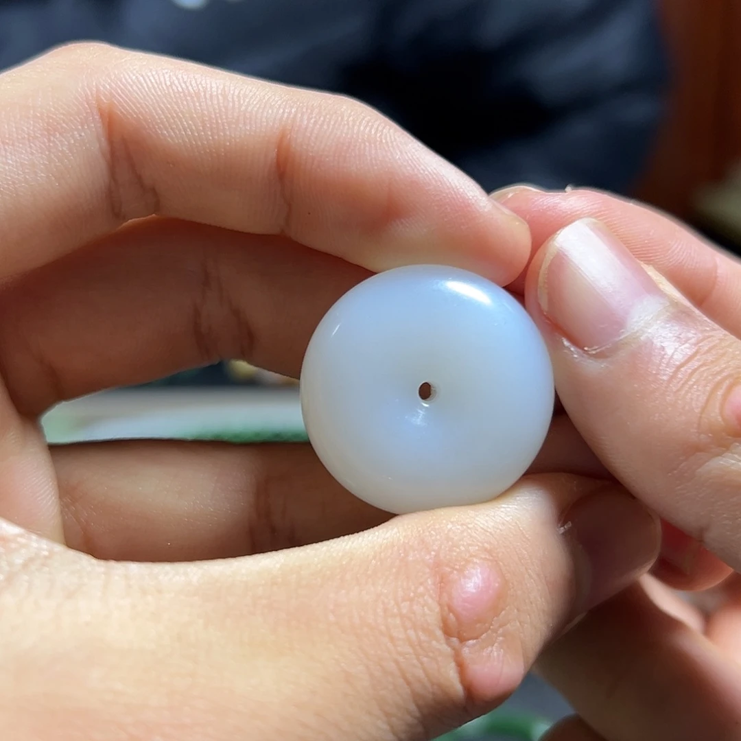 和田玉未镶嵌吊坠(不含链)