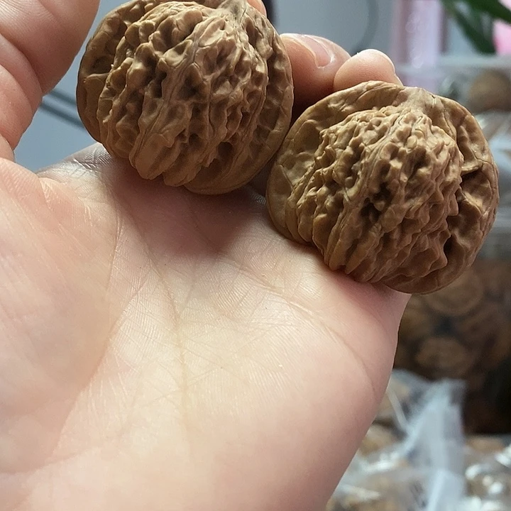 文玩核桃把件42四座楼