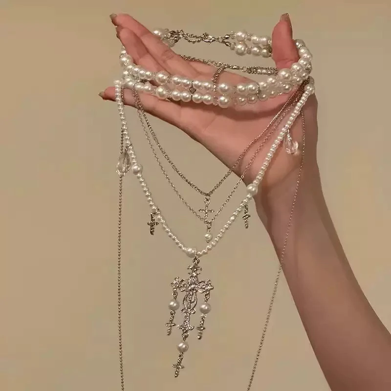 铜合金树脂项链 奢华浪漫十字架高贵宫廷叠戴项链颈链锁骨法式