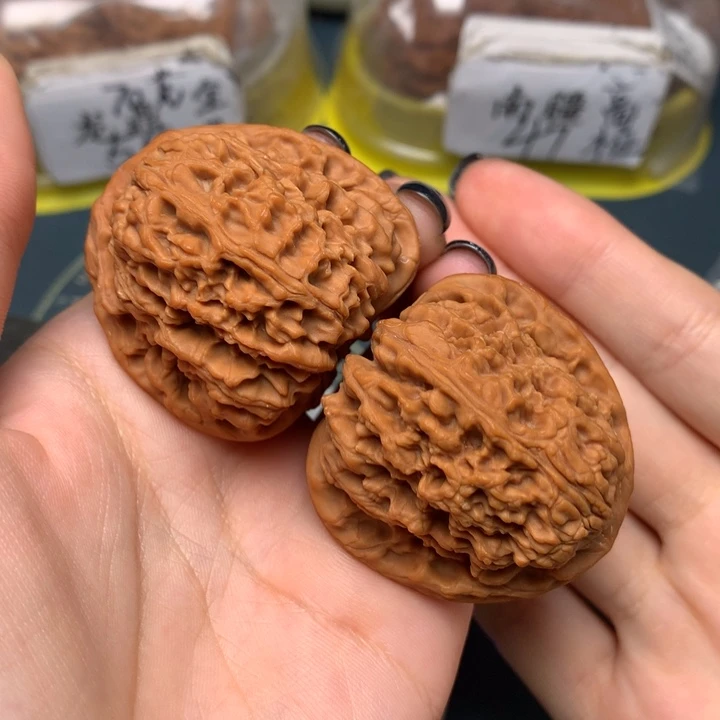 文玩核桃把件42-30136-0