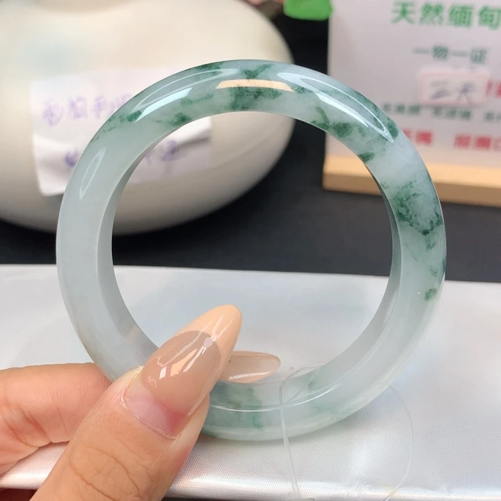 未镶嵌手镯翡翠37