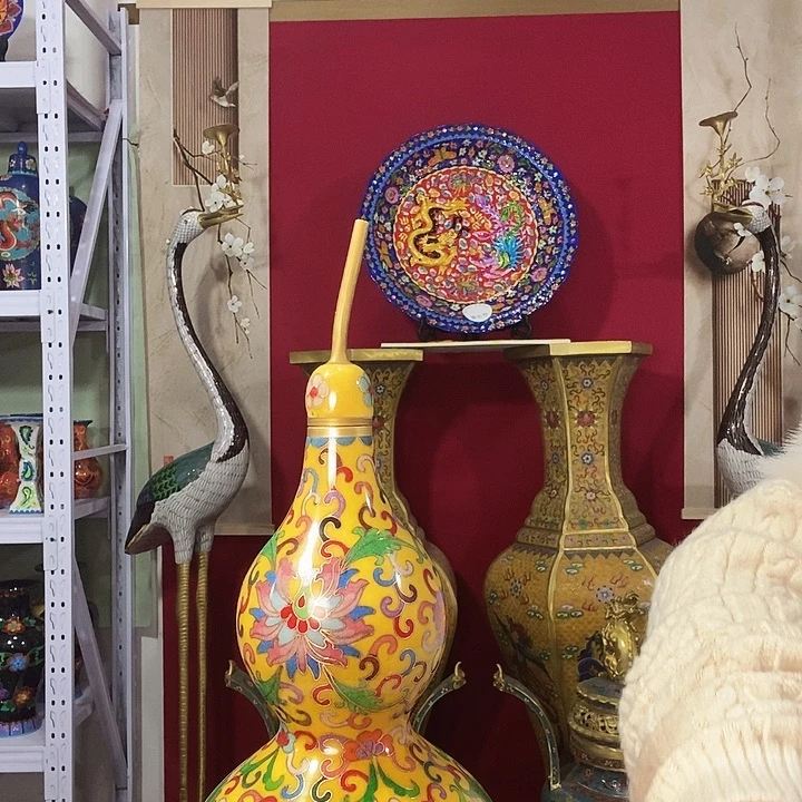 景泰蓝的天空是一片