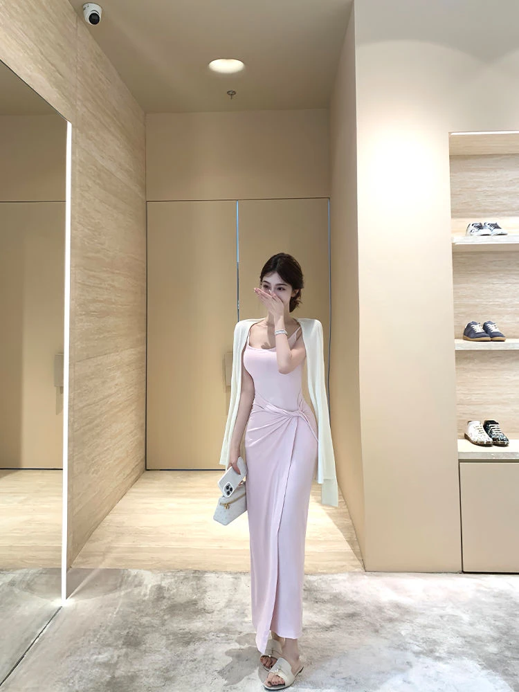 粉色大u领无袖吊带针织长款连衣裙女夏系带设计感收腰显瘦长裙