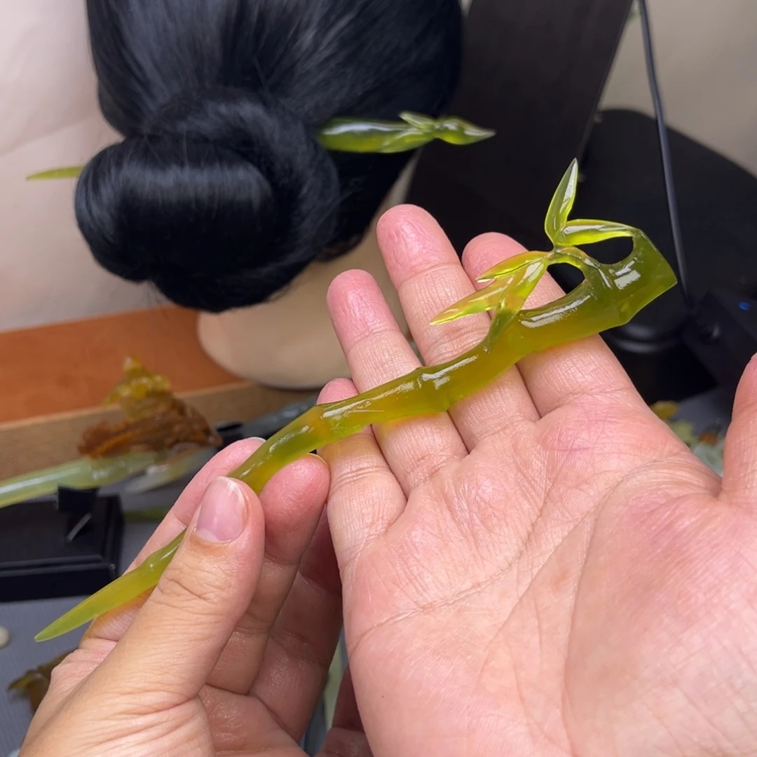 蛇纹石玉未镶嵌发饰