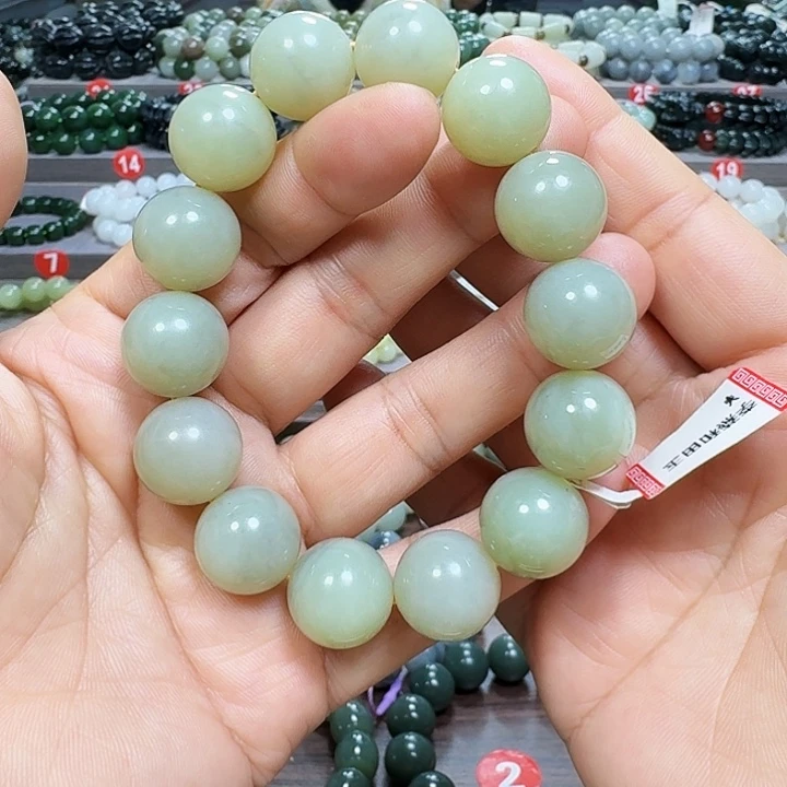 未镶嵌手链和田玉新疆若羌浅黄口料卡16