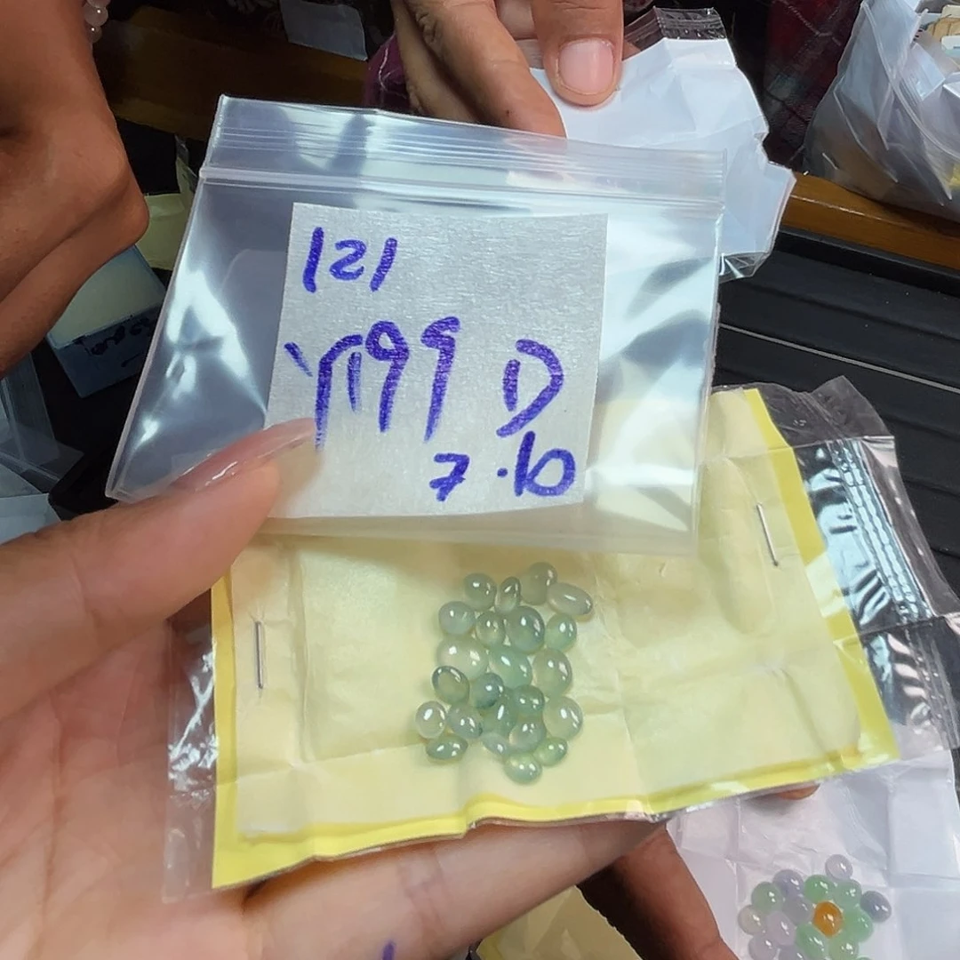 【闪购商品】定制翡翠未镶嵌D**e翡翠