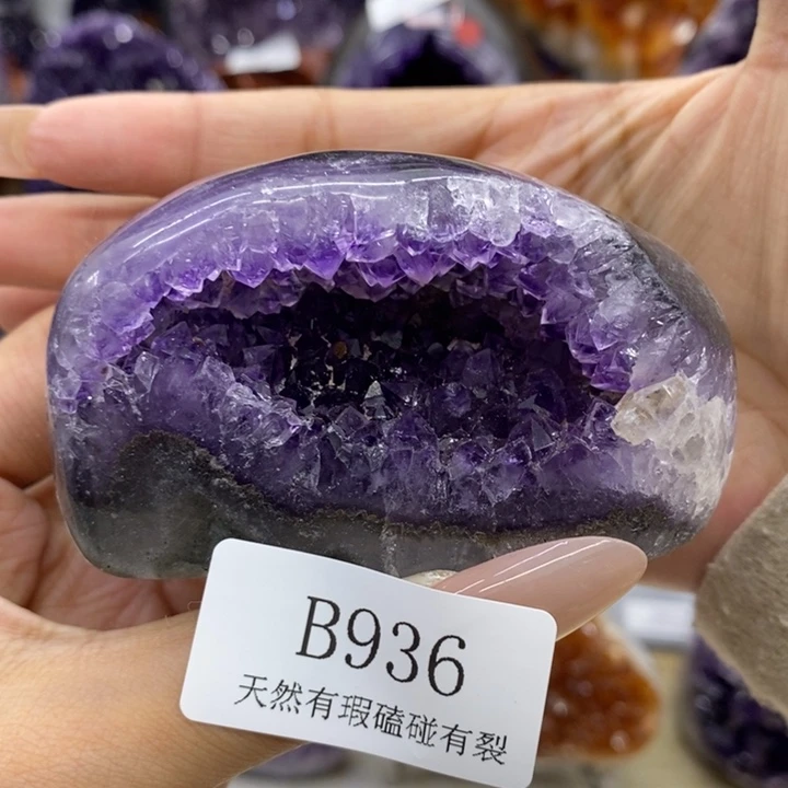 紫晶未镶嵌大型摆件（非配饰）