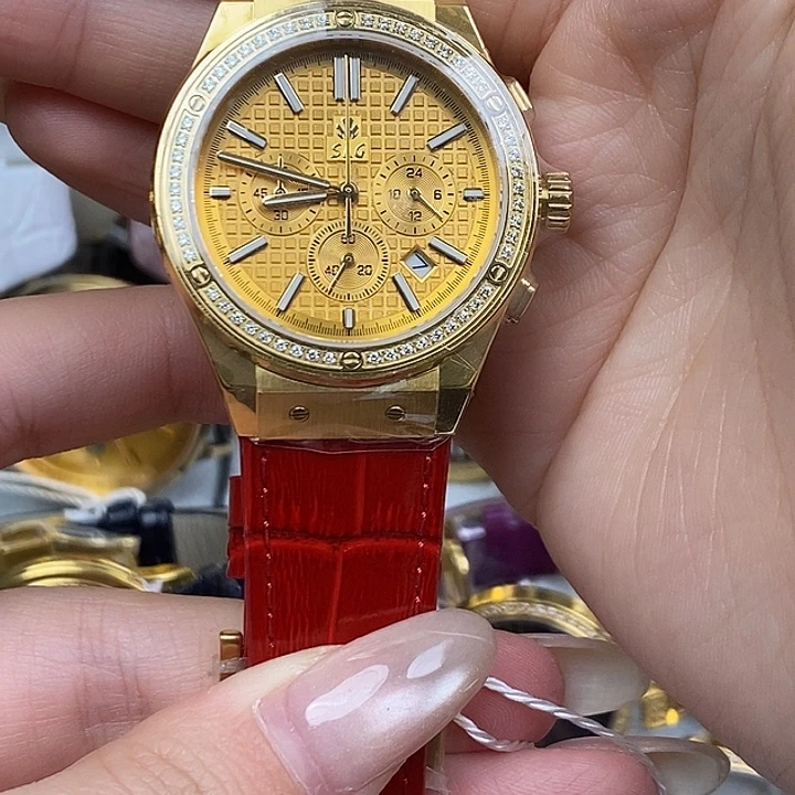 小牛皮锻造碳石英机芯女款黄金腕表36mm