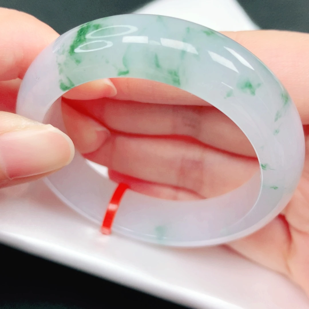 翡翠未镶嵌手镯53贵