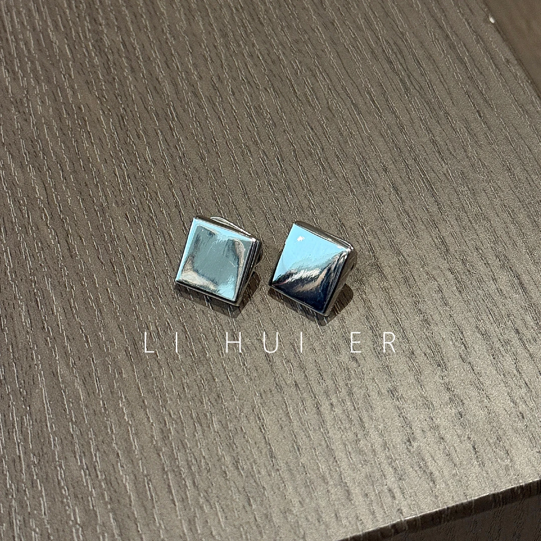 纯铜耳饰  LiHuiEr李慧儿【小方糖】高级感百搭气质银色耳饰B3599