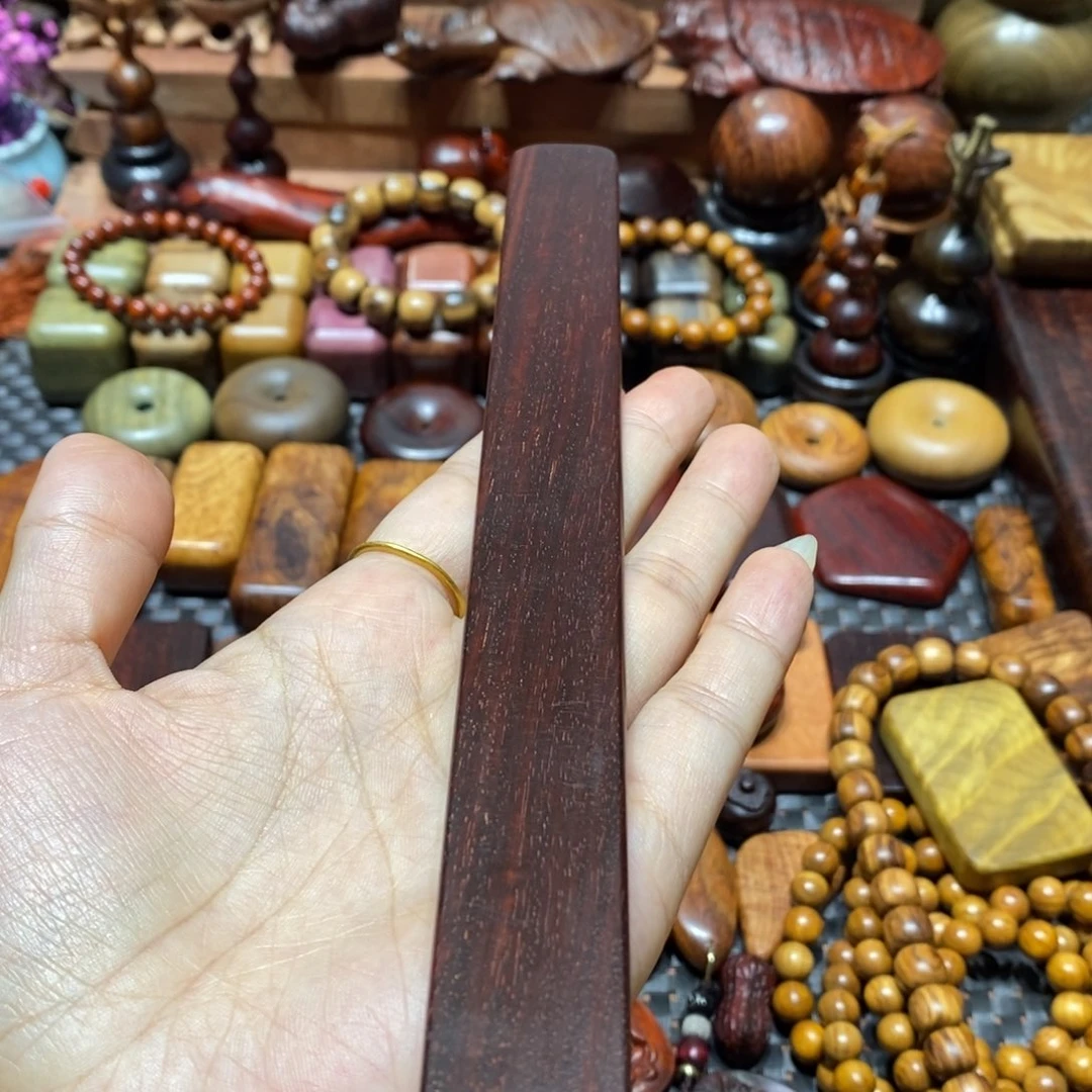 熬***e檀香紫檀（小叶紫檀）木
