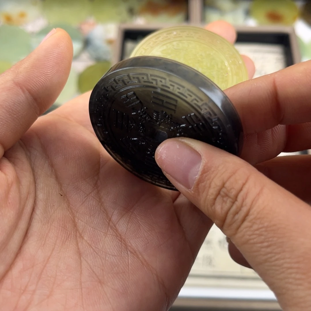 竹***落蛇纹石玉未镶嵌颈饰