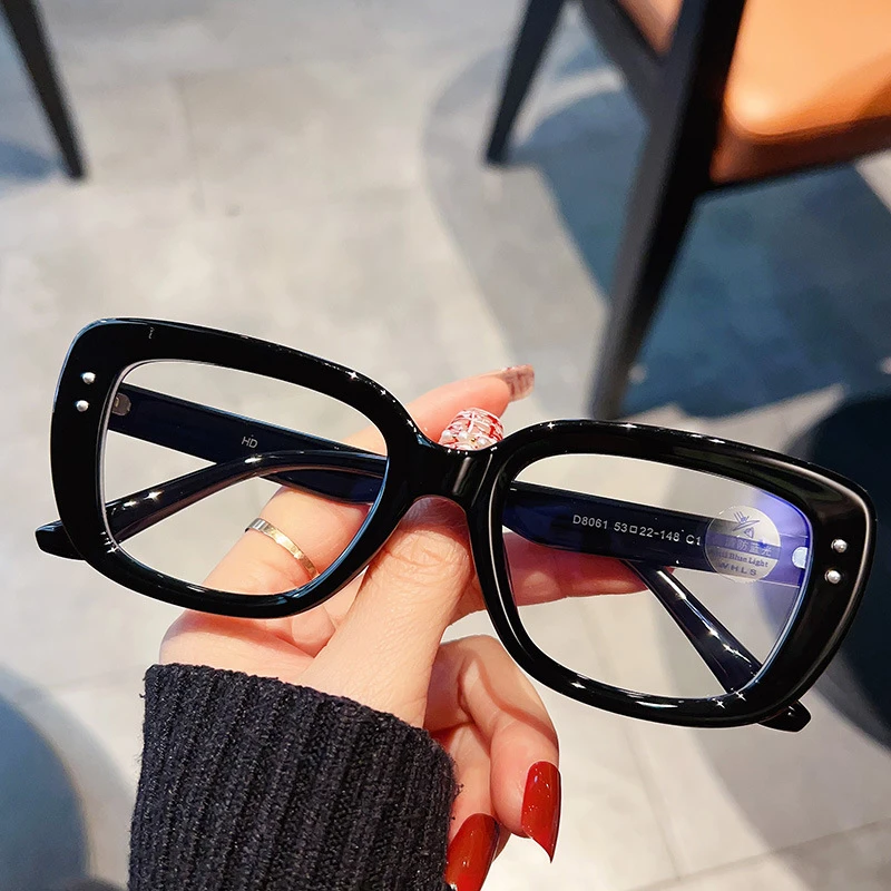 新款大粗框女士高级感黑框中老年老花镜男百搭显瘦防蓝光老花眼镜