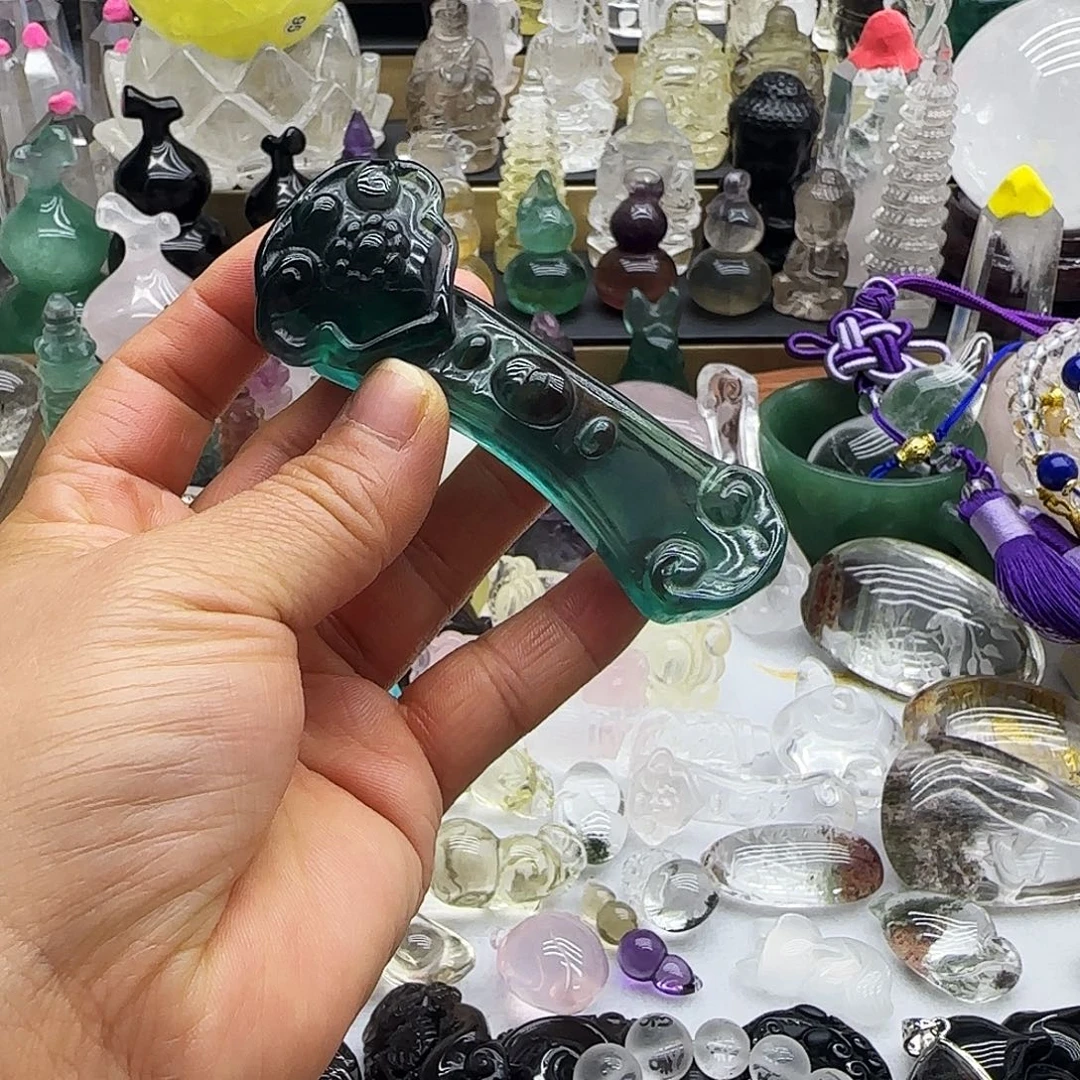 车挂未镶嵌水晶摆件