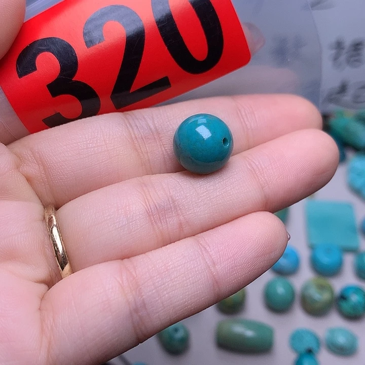 湖北十堰原矿特色散珠