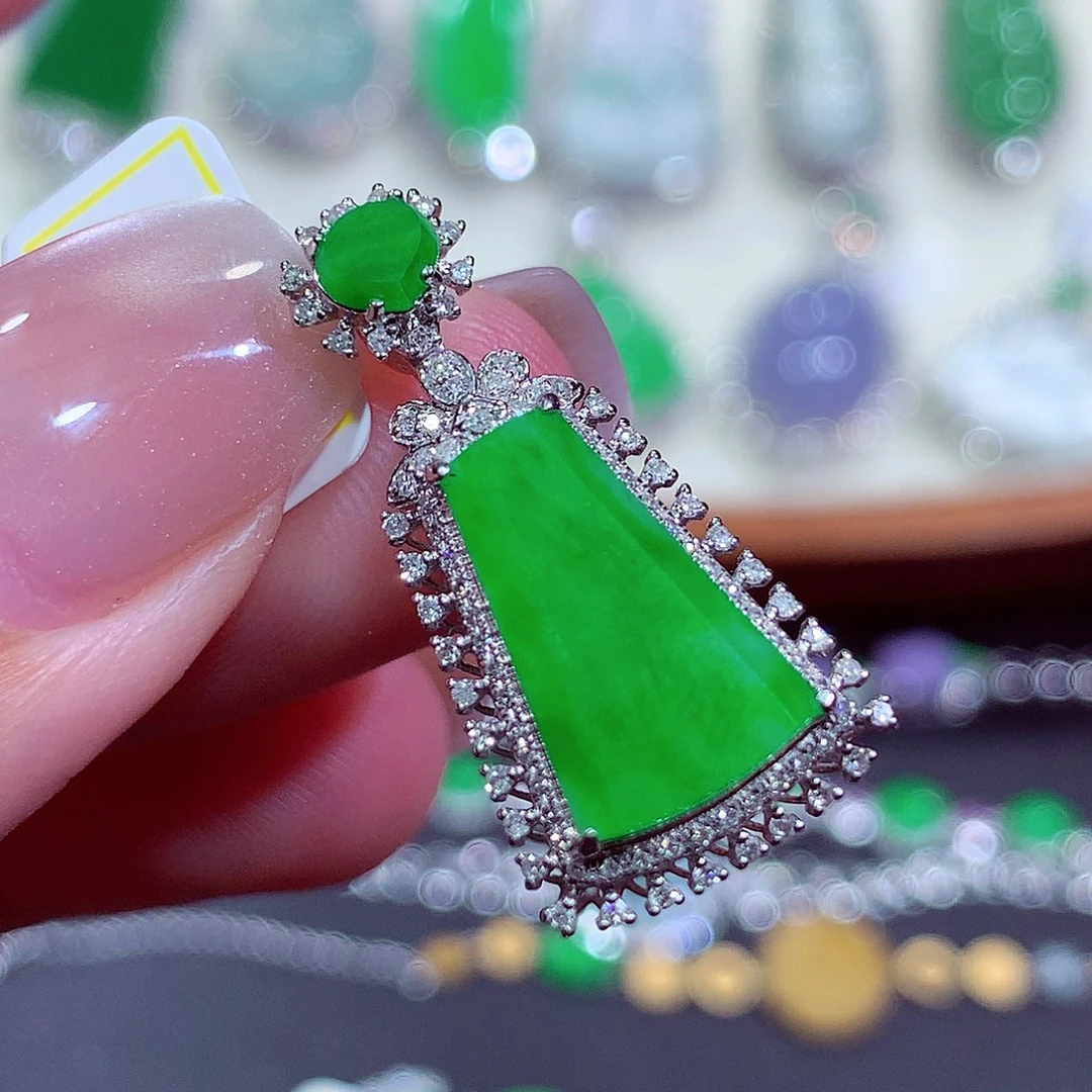 翡翠18K金镶嵌吊坠(不含链)