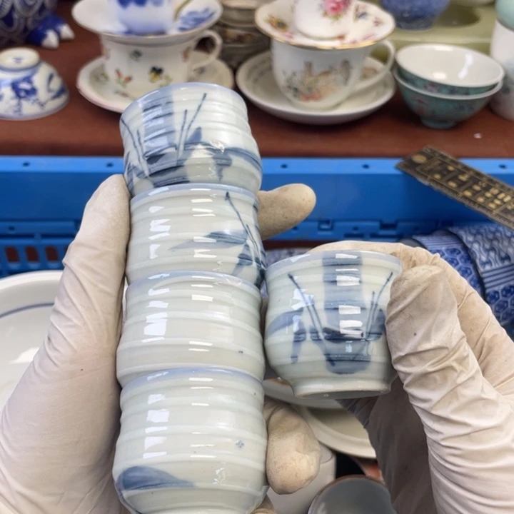 他家瓷器真美…开播了