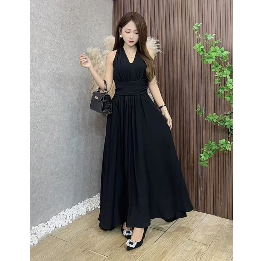 小个子法式挂脖V领无袖连衣裙新款气质显瘦沙漏收腰长裙XF250503