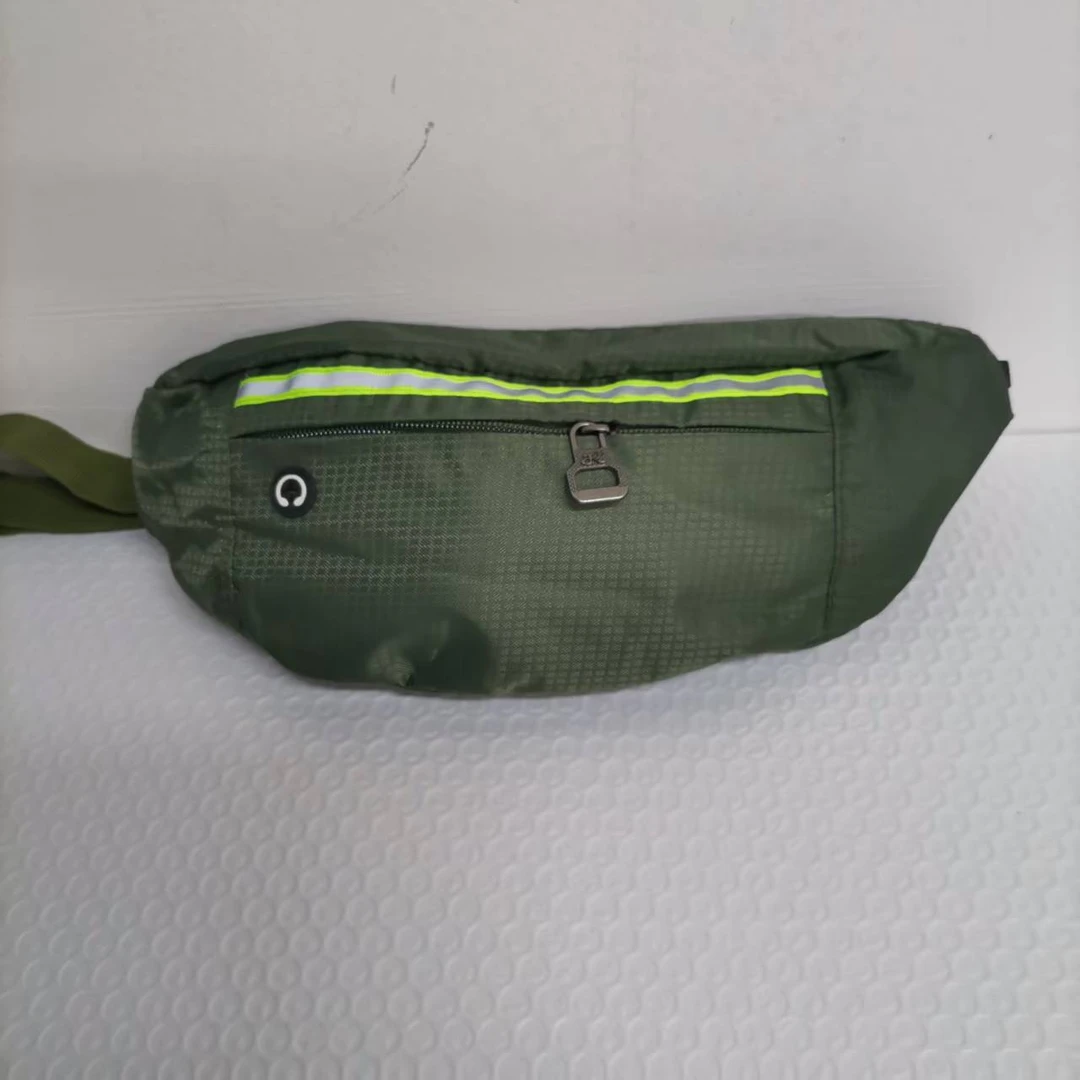 新款经典时尚腰包斜挎包823