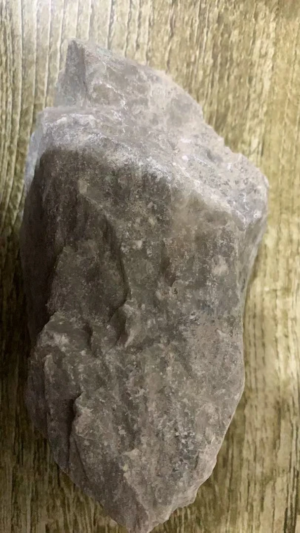 纯天然新疆且末原石