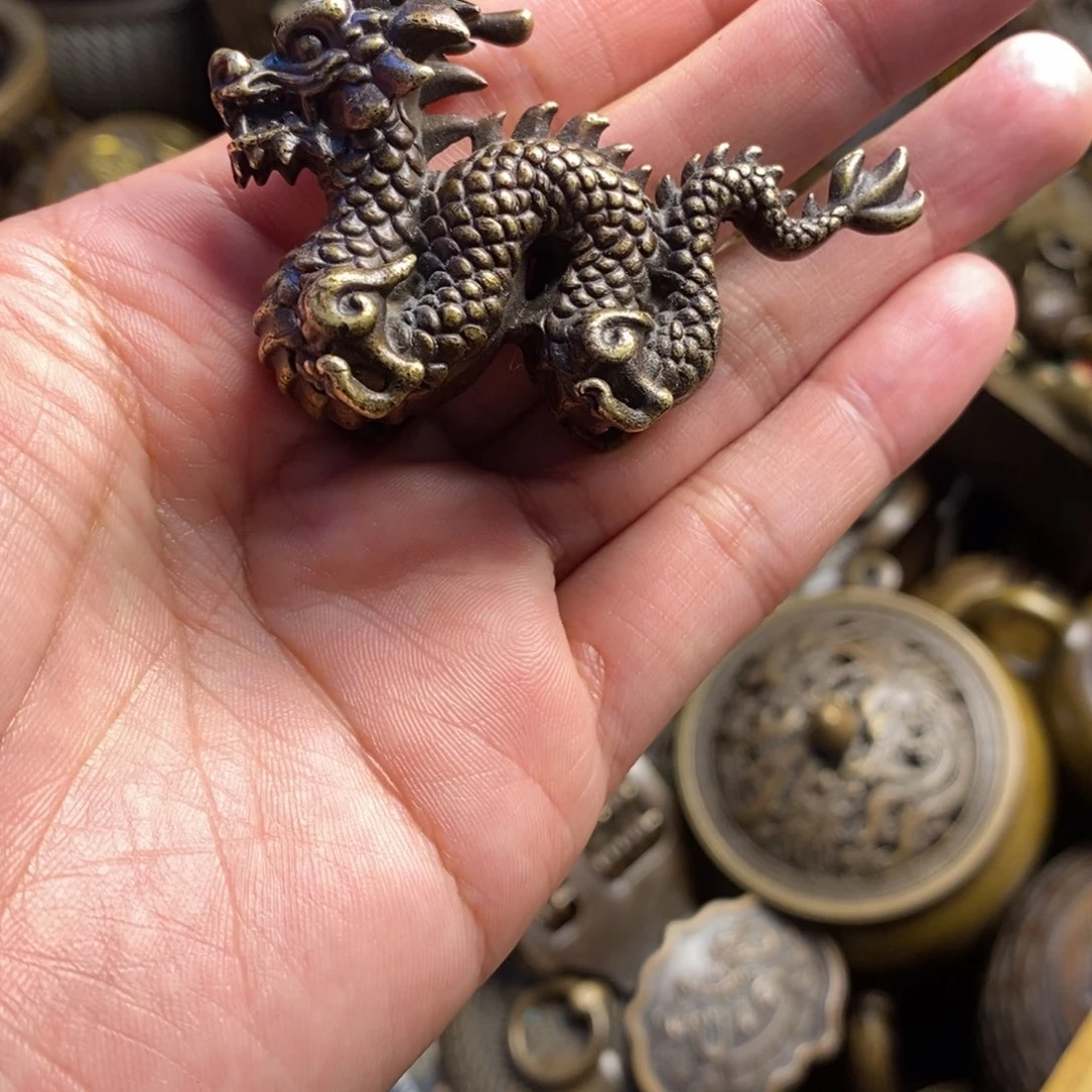 精美铜器做工精良